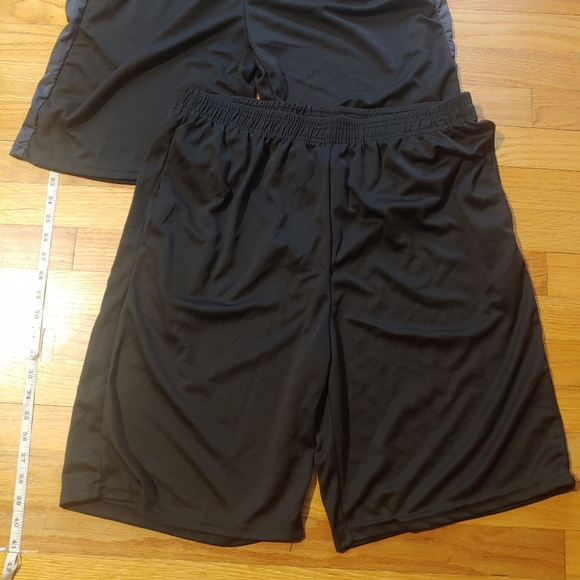 Bundle of 4 Black Athletic Shorts Pocket Drawstring Real Essentials MENS X-LARGE - Picture 6 of 13